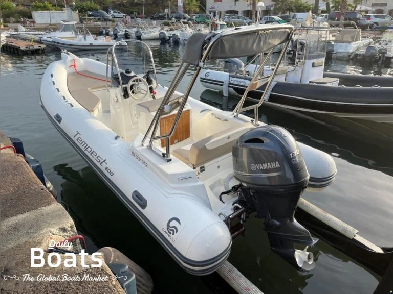 Noleggio a Les Issambres – Selva Selva D600 S Line su SamBoat
