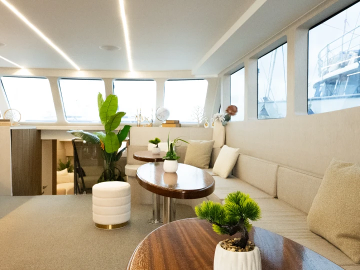 Noleggio barche Atene economico OMEGA