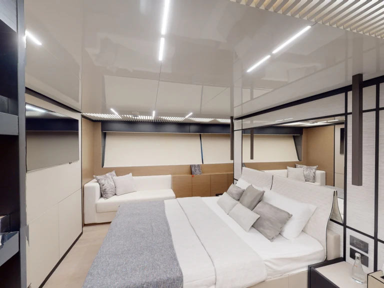 Noleggio a Dubai Marina – Ferretti Ferretti 780 su SamBoat