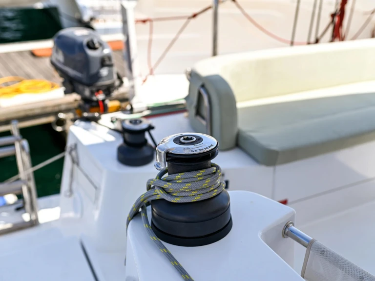 Noleggio barche Tivat economico Bali Catsmart (6 cab.)