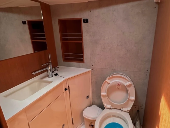 Noleggio Barca a vela Bavaria con patente nautica