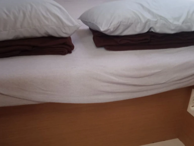 Noleggiare una Excess Excess 11 (6 cab.) a Lefkáda