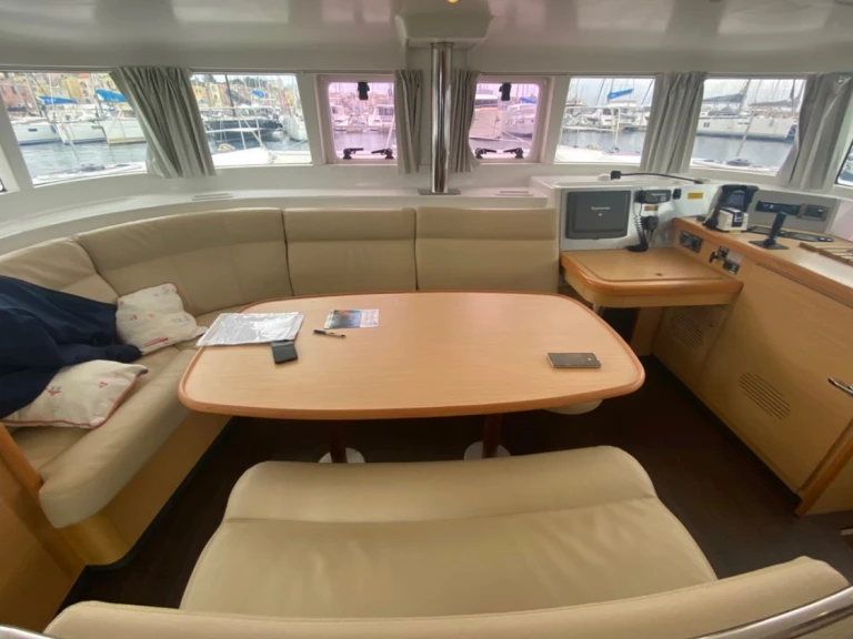 Catamarano a noleggio a Nettuno al miglior prezzo