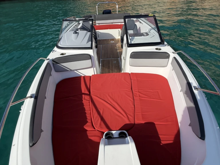 Noleggio a Saint-Cyr-sur-Mer – Jeanneau Cap Camarat 7.5 BR su SamBoat