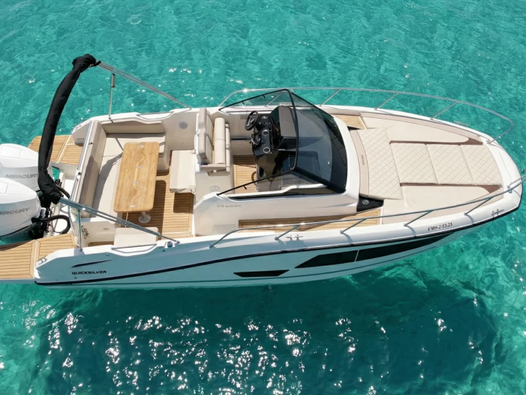 Noleggio Barca a motore Quicksilver con patente nautica