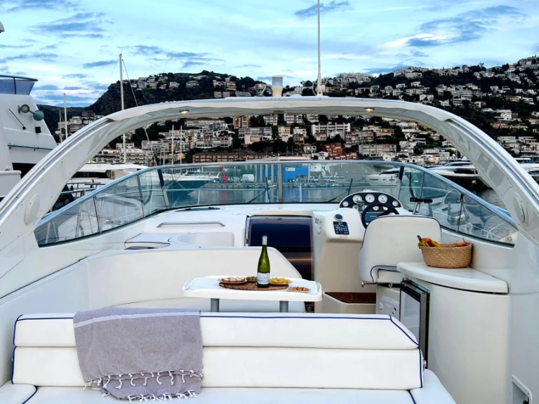 Noleggio Barca a motore Bavaria con patente nautica