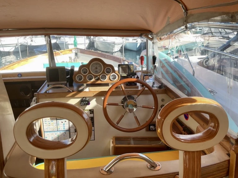 Noleggiare una Harding Life boat  a Golfe-Juan
