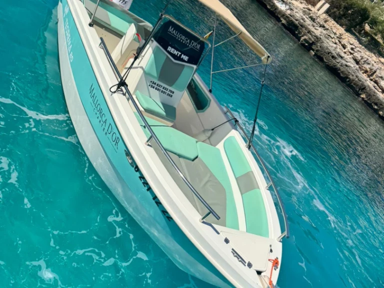 Noleggio a Cala d'Or – Teorema Teorema 20 su SamBoat
