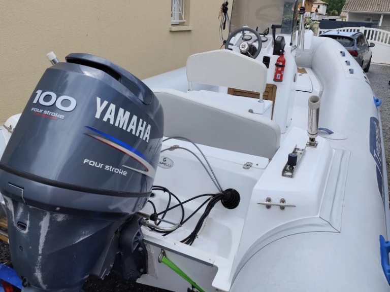 Noleggio Gommone con o senza skipper Capelli a Arcachon