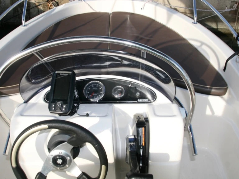 Noleggio a Alcúdia – Ranieri Soverato 565 su SamBoat