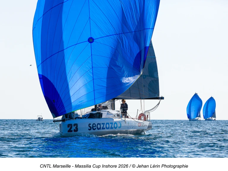 Noleggio Barca a vela Jeanneau con patente nautica