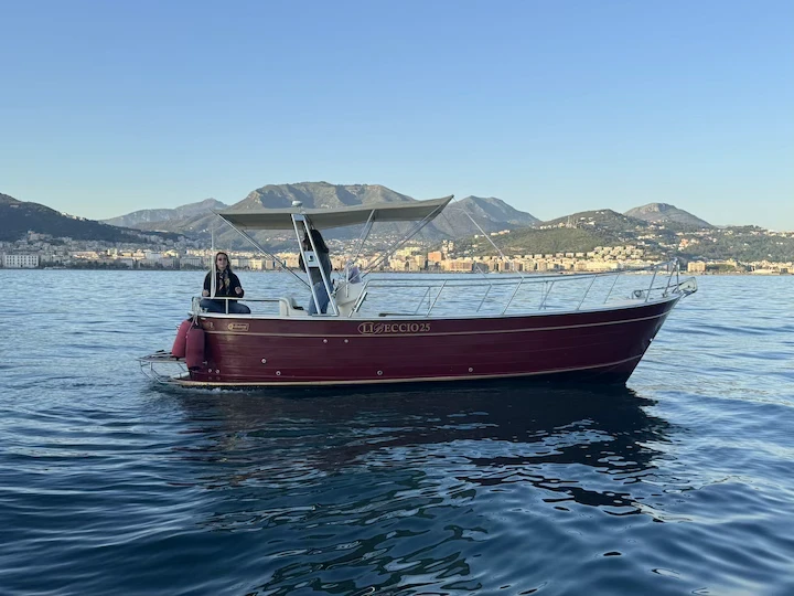 Noleggio Barca a motore Libeccio con patente nautica