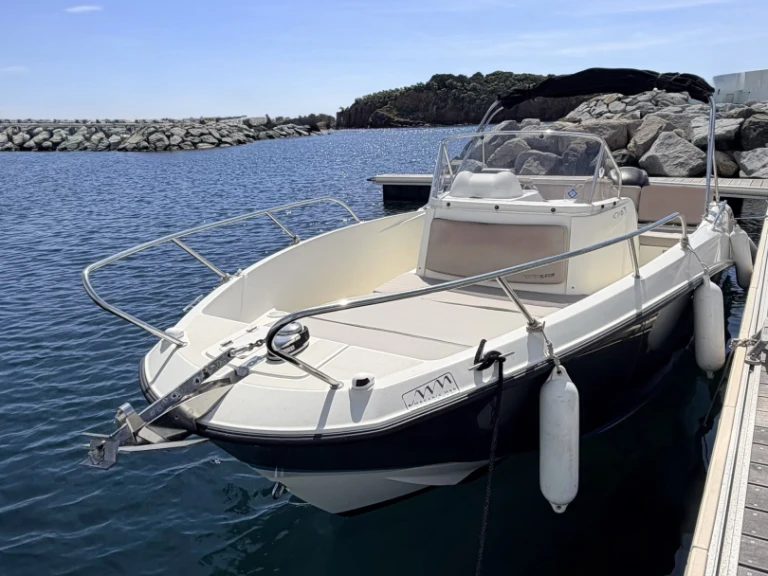 Noleggio Barca a motore a Saint-Raphaël – Quicksilver Activ 675 Open