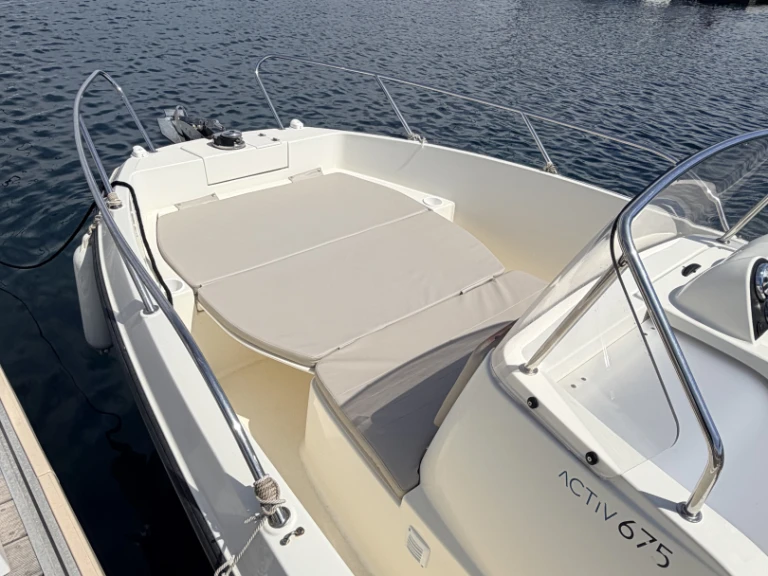 Noleggio Barca a motore con o senza skipper Quicksilver a Saint-Raphaël