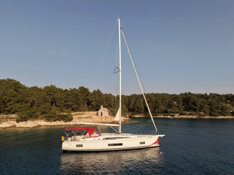 Noleggio Barca a vela Bénéteau con patente nautica