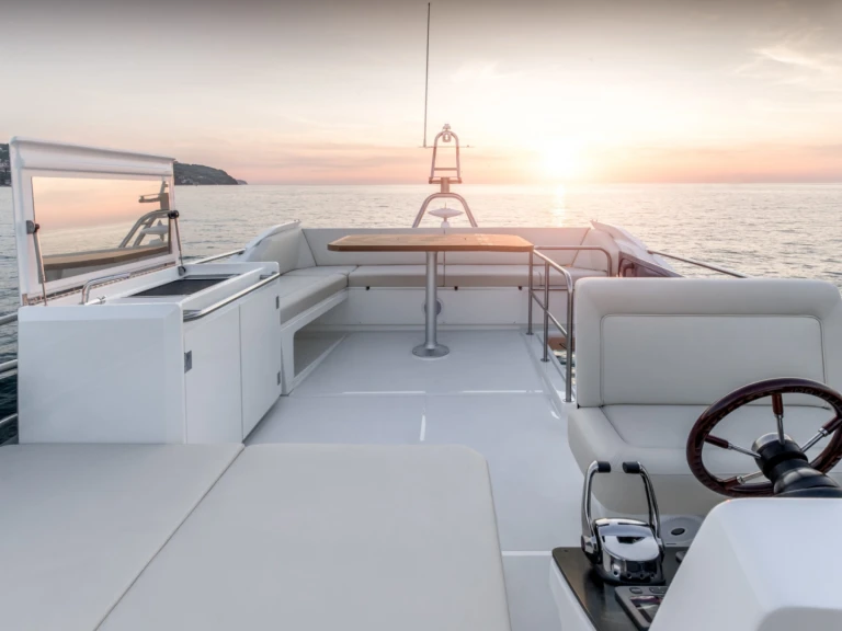 Noleggio barche Saint-Raphaël economico Greenline 45 Fly