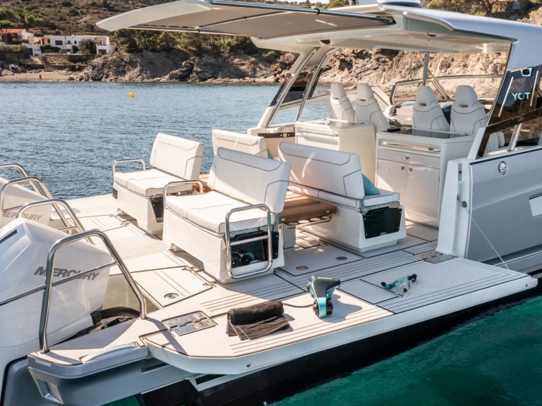 Noleggio Catamarano a Saint-Raphaël – YOT YOT 36