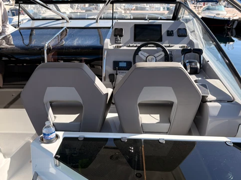 Noleggio Yacht di lusso a Antibes – Bénéteau Flyer 10