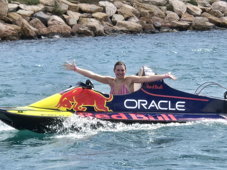 Barca a motore a noleggio a Torrevieja al miglior prezzo