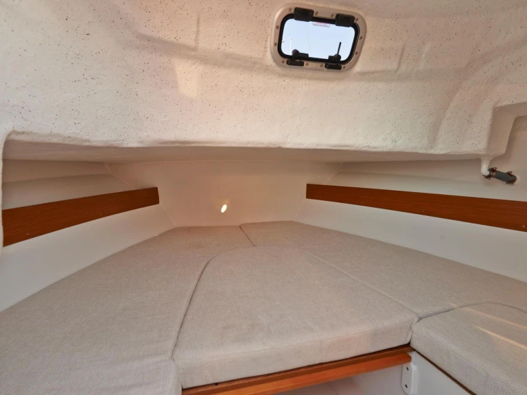 Barca a motore a noleggio a Porto di Amalfi Marina Coppola al miglior prezzo