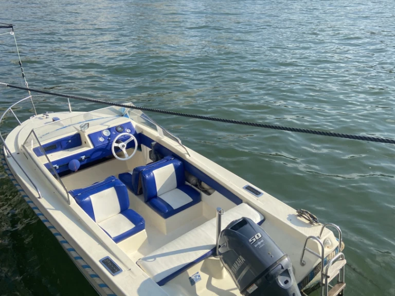 Noleggio Barca a motore Rocca con patente nautica