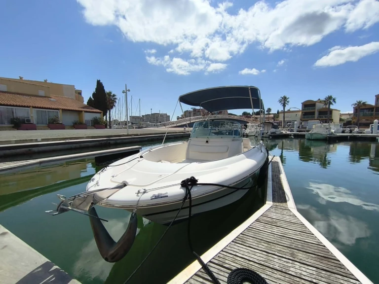 Noleggio barche Gruissan economico Cap Camarat 715