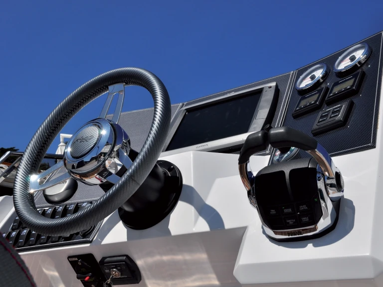 Noleggio a Saint-Raphaël – Nuova Jolly Prince 43 Luxury Cabin su SamBoat