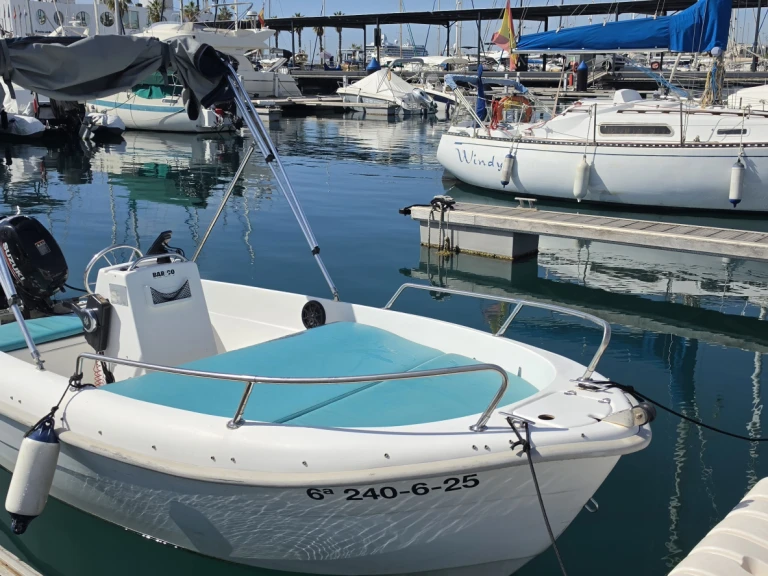 Noleggio a Alicante – Stable 415 su SamBoat