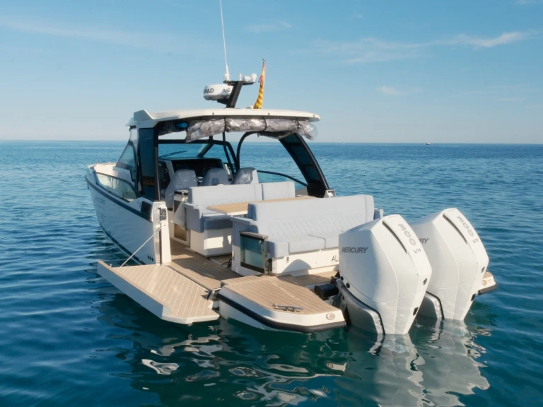 Noleggiare una Saxdor Saxdor 320 GTO a Platja d'Aro