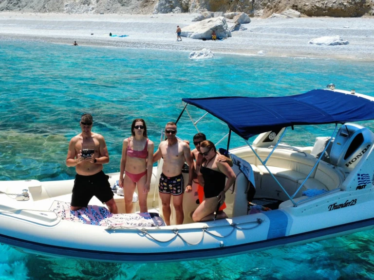Noleggio Gommone Fost con patente nautica