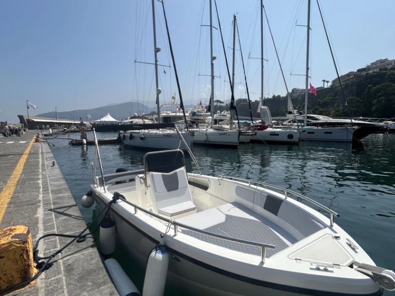 Noleggio a Castellammare di Stabia – Teorema 20 Open 6 mt su SamBoat