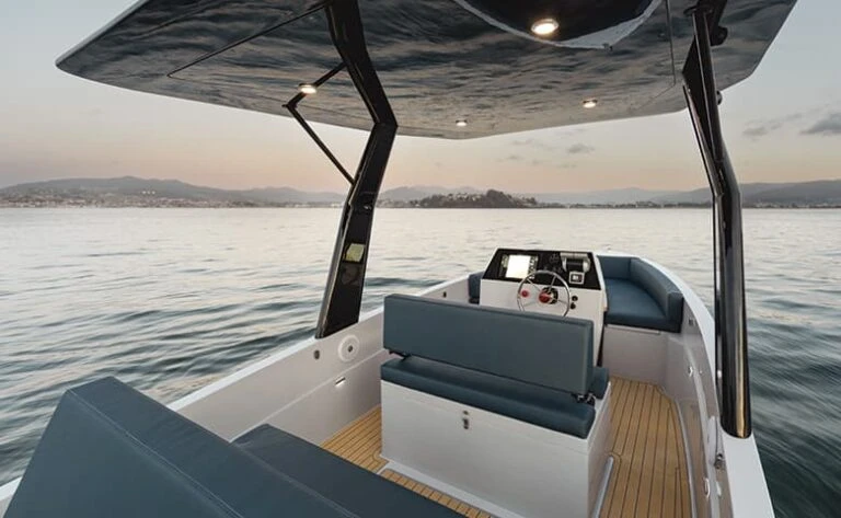 Noleggio Barca a motore Lasai con patente nautica