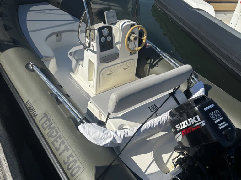 Noleggiare una Capelli 500 moteur 2 temps a Porto-Vecchio