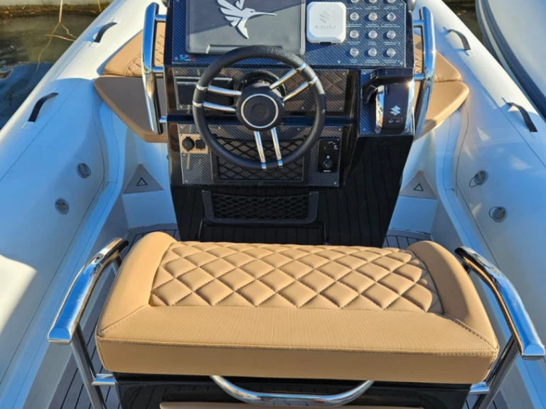 Noleggio Gommone a Saint-Raphaël – SPX RIB 24 DINETTE