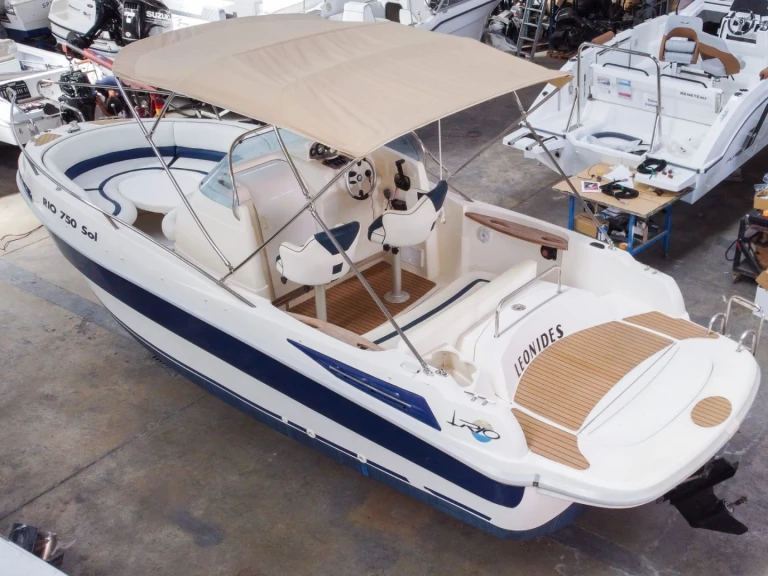 Noleggio Barca a motore Rio con patente nautica