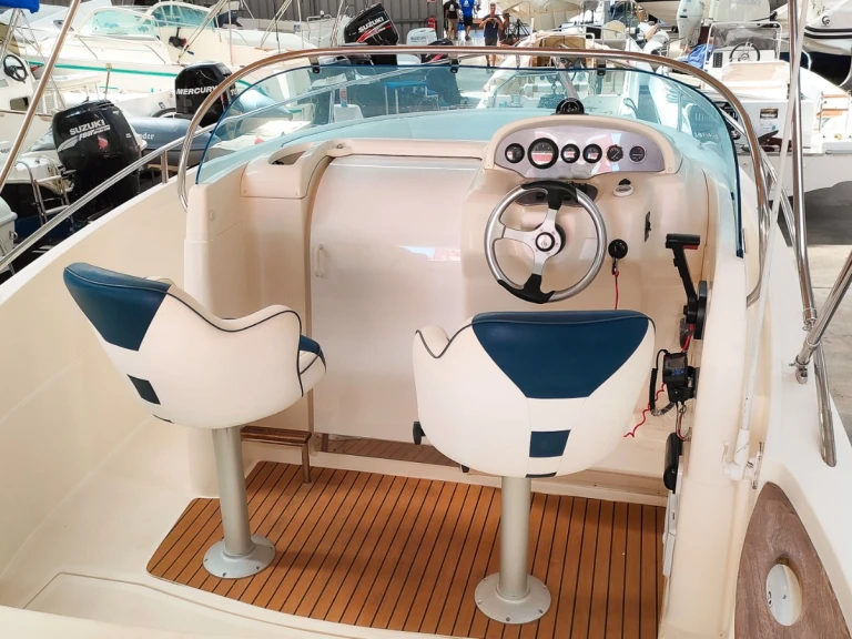 Rio Rio 750 Sol da affittare a  Club Nàutic Ca'n Picafort