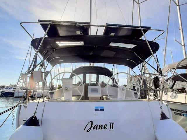 Barca a vela a noleggio a Zara al miglior prezzo