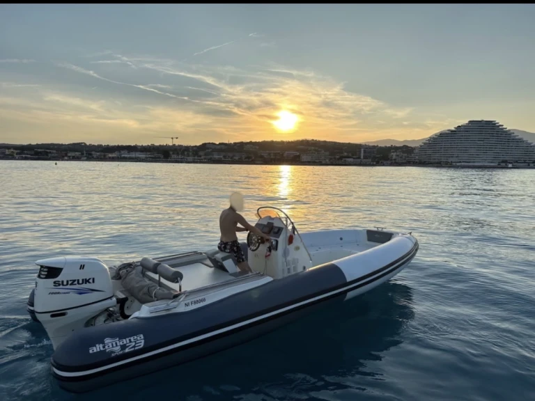 Noleggio barche Carnon-Plage economico Wave 24