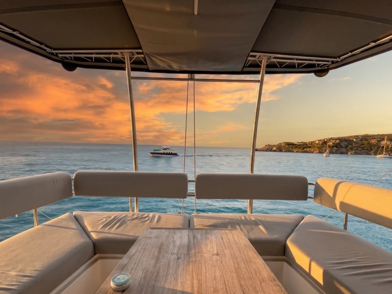 Noleggio barche Álimos economico Nautitech 46 Fly