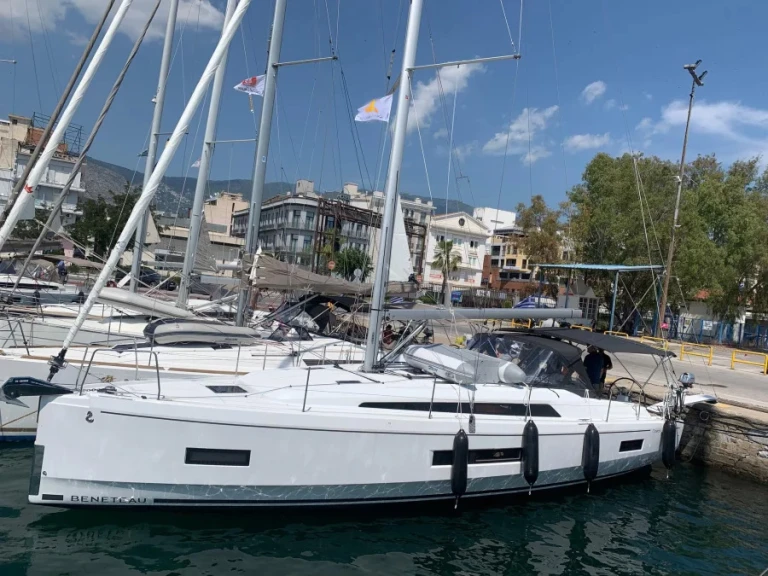 Barca a vela a noleggio a Volos al miglior prezzo