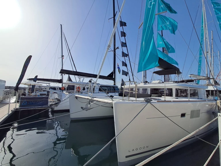 Lagoon Lagoon 450 F da affittare a  Le Marin