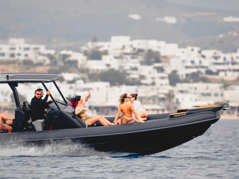 Noleggio Barca a motore  con patente nautica