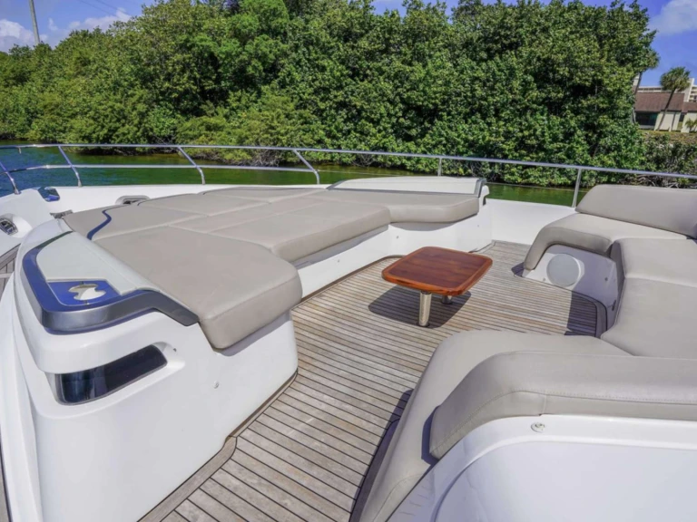 Noleggio Yacht di lusso a Nassau – Princess, UK RECORD YEAR