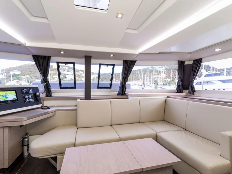 Noleggio barche Fountaine Pajot Astrea 42 a Tortola su Samboat