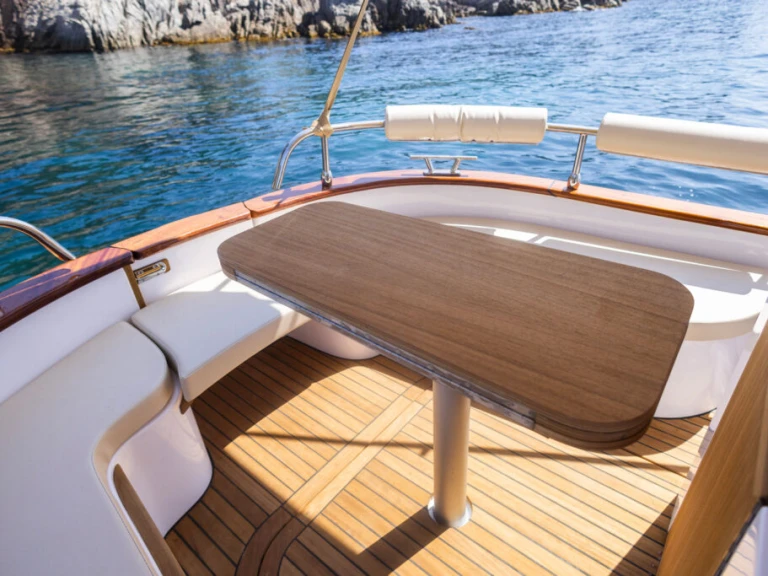 Noleggio a Port Grimaud – Mimi LIBECCIO 7.5 wa su SamBoat