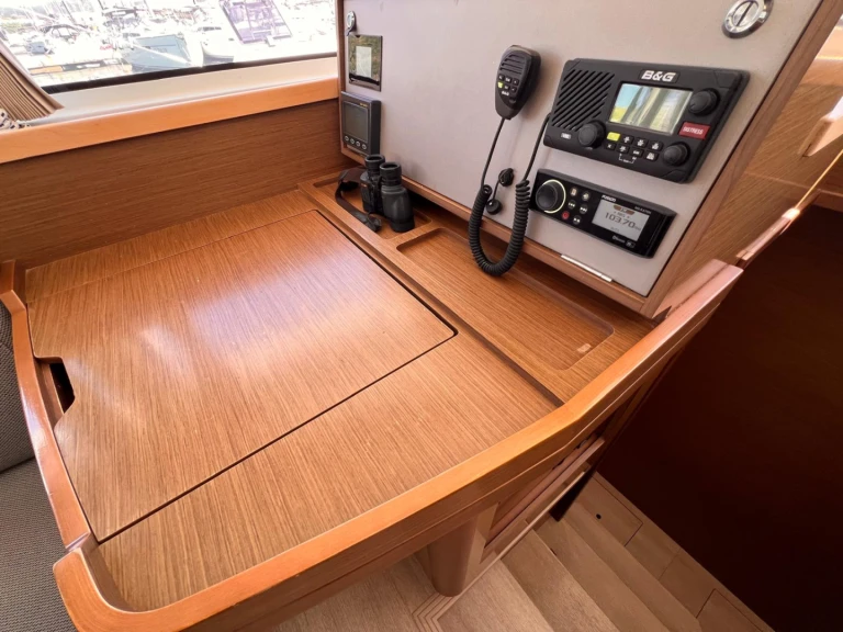 Noleggio Catamarano a Olbia – Lagoon Lagoon 42