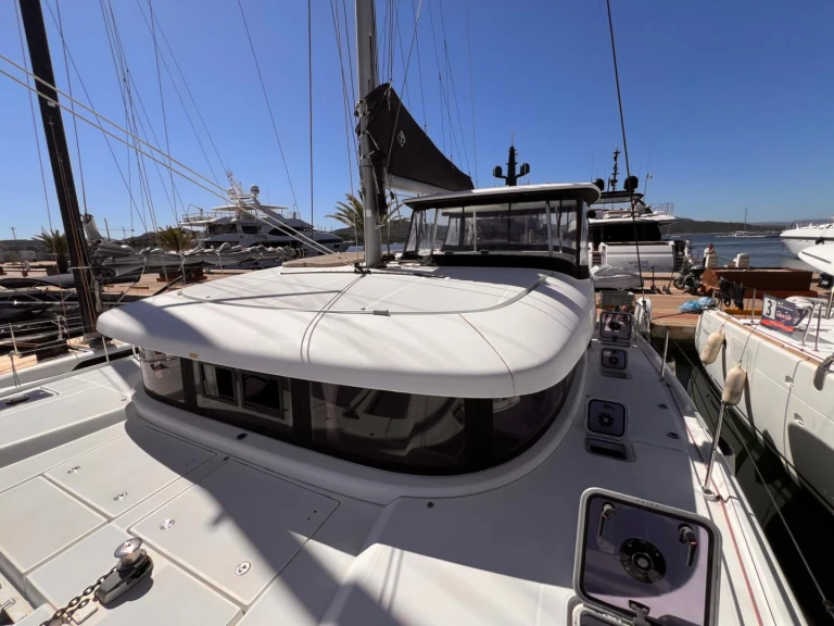 Noleggio Catamarano Lagoon con patente nautica