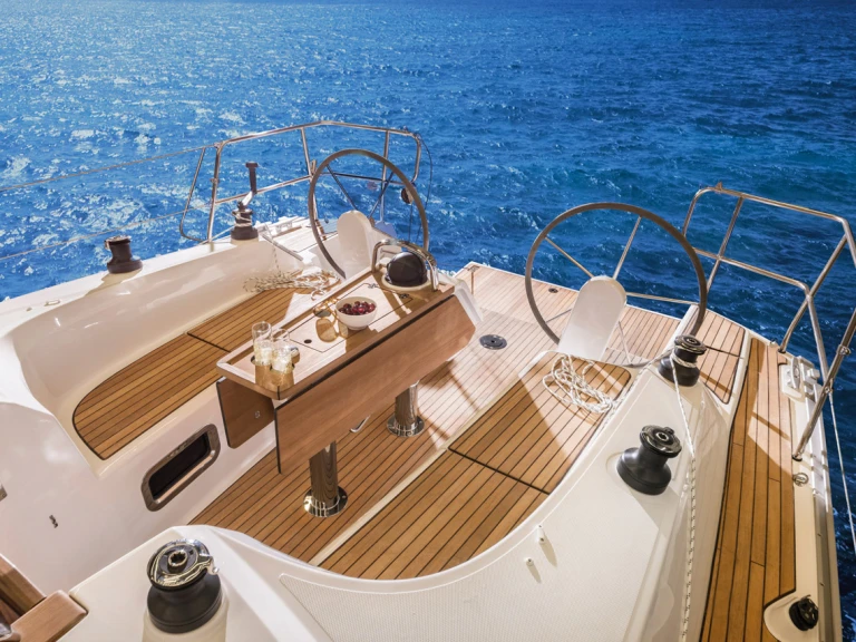 Bavaria Cruiser 34 da affittare a  Zara