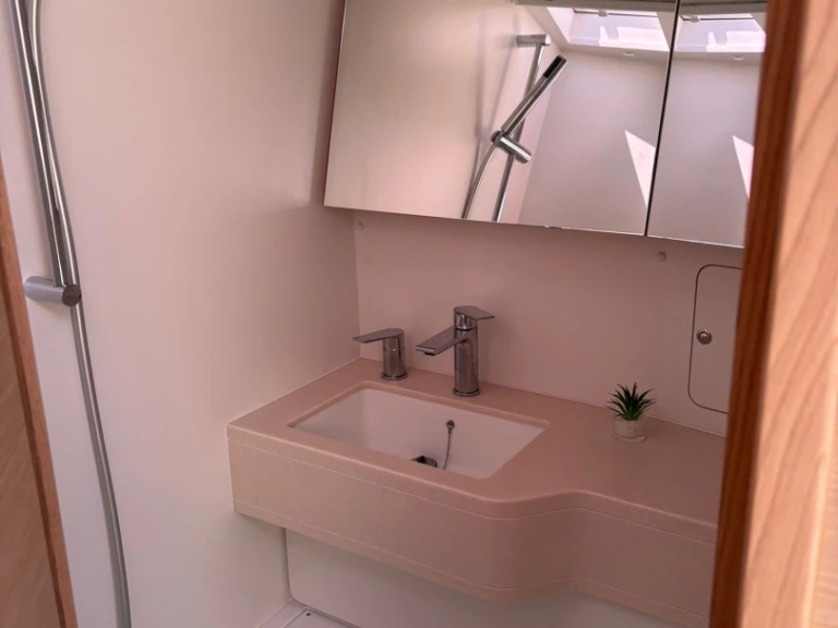 Noleggio Barca a vela con o senza skipper Dufour a Furnari