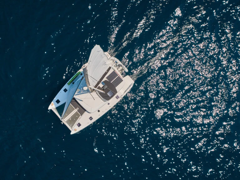 Noleggio barche Castelli economico Lagoon 42